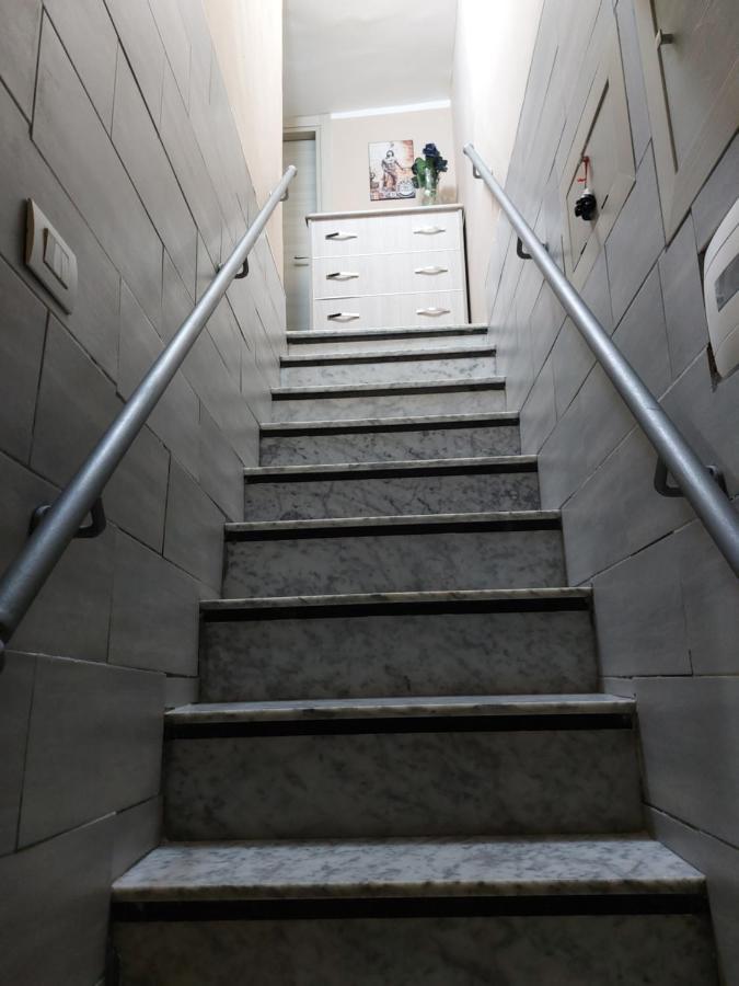 Masaniello'S House Apartment Naples Luaran gambar