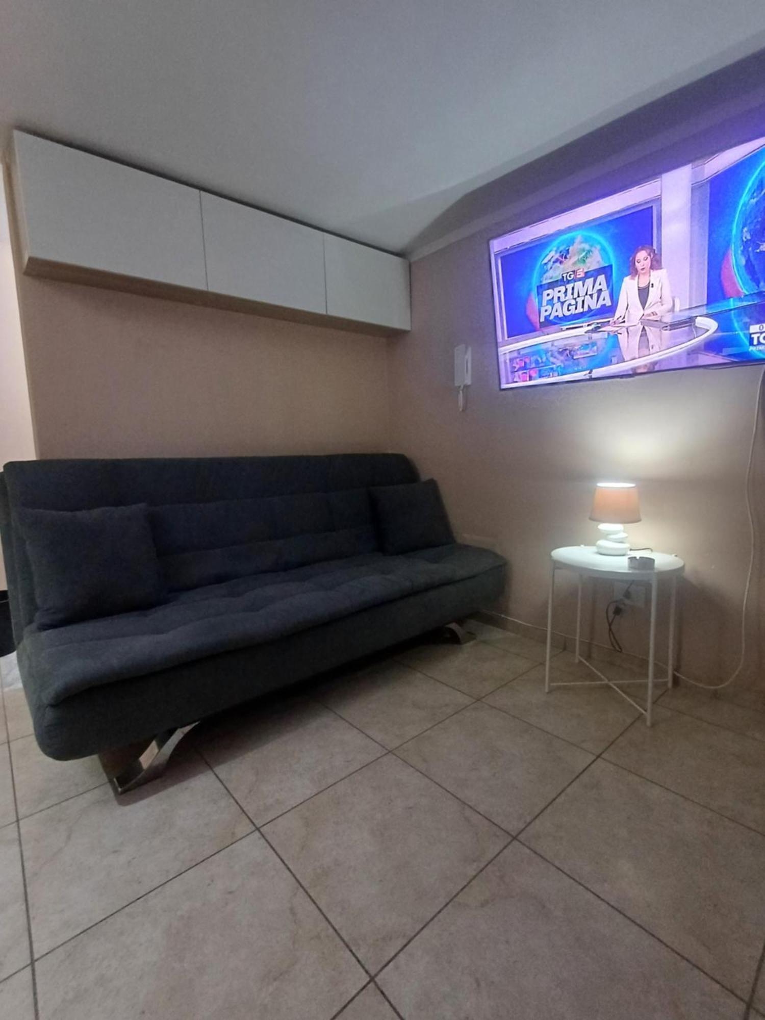 Masaniello'S House Apartment Naples Luaran gambar